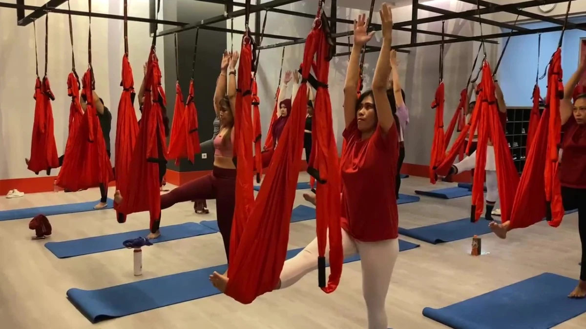 SWING YOGA